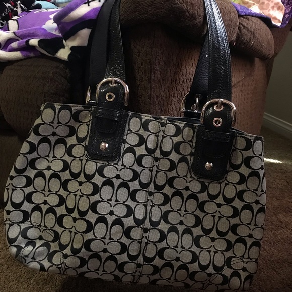 Coach Bags Auth Coach Xl Signature Gallery Tote Bag Poshmark